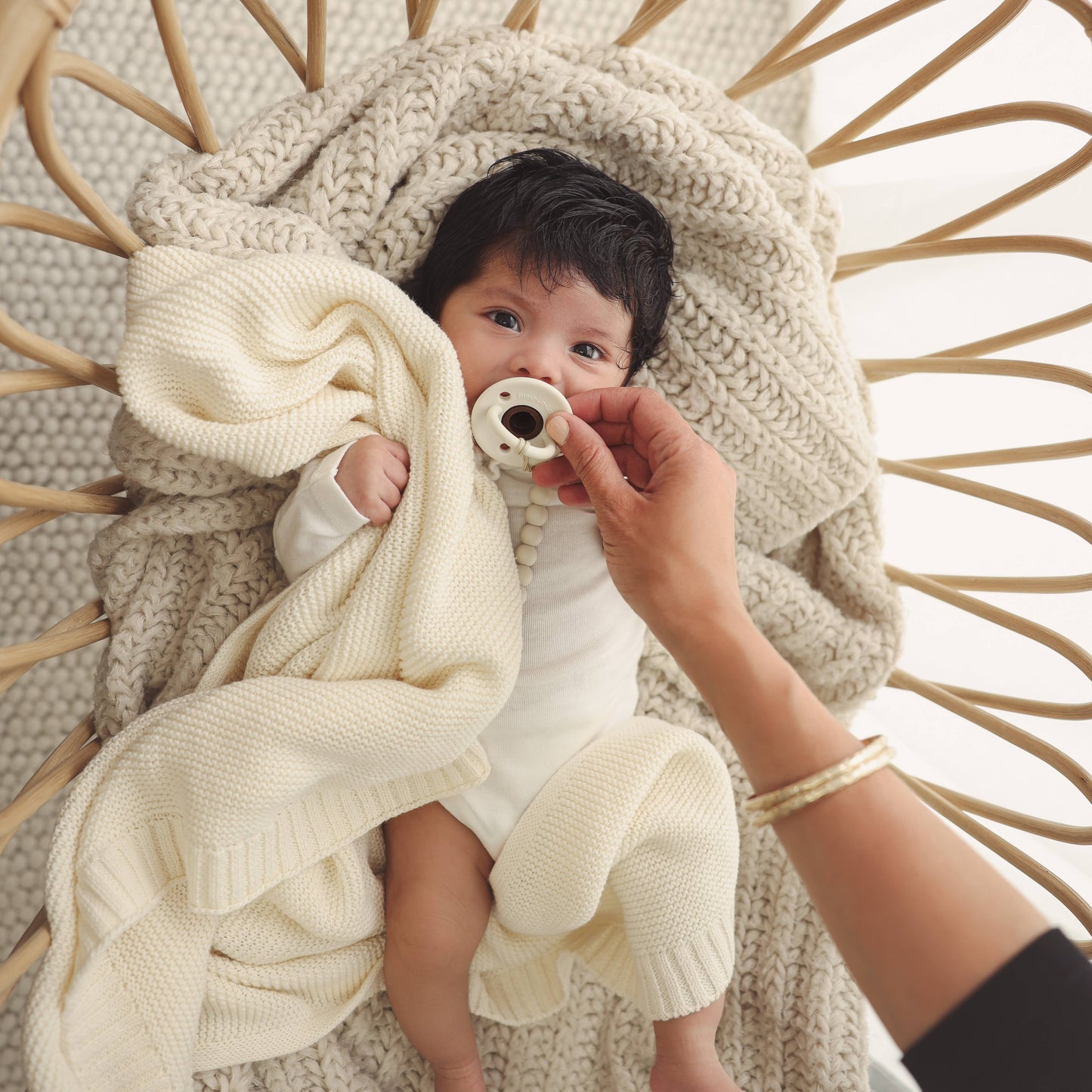 Swaddle Baby Blanket: Lilac