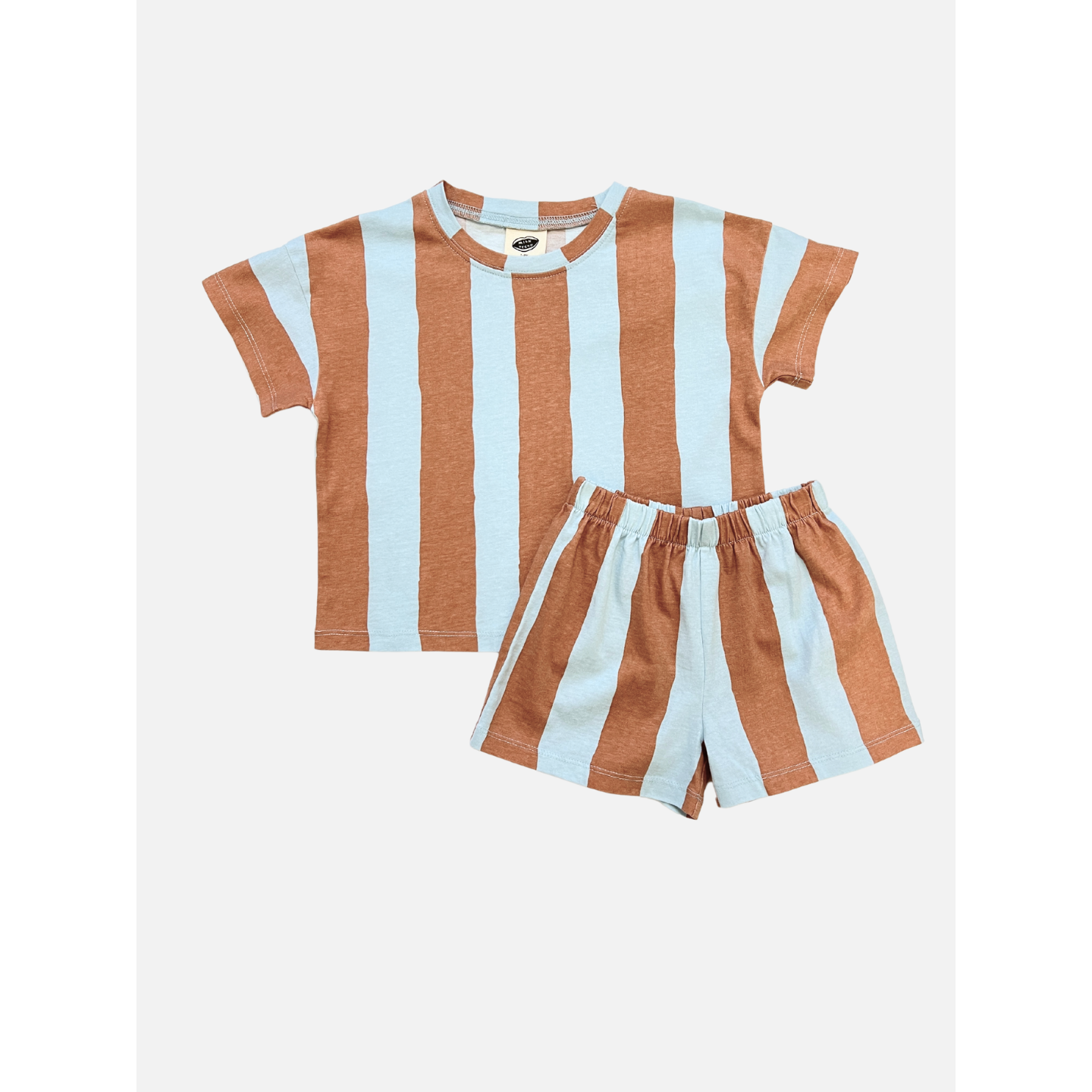 Blue/Brown | The UMBRELLA STRIPE SHORT SET is a unisex blue/brown matching play set with vertical stripes, including a short-sleeve shirt and shorts in organic cotton. The striped set is shown laid flat on a white background.