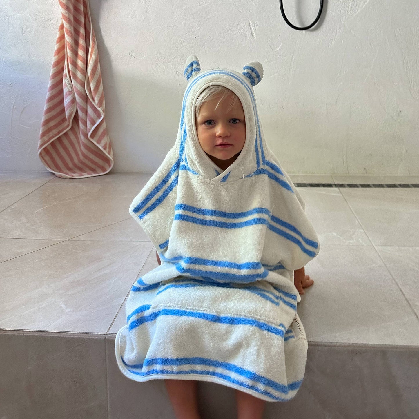 Kids Character Hooded Towel Sid the Seagull Blue Stripe