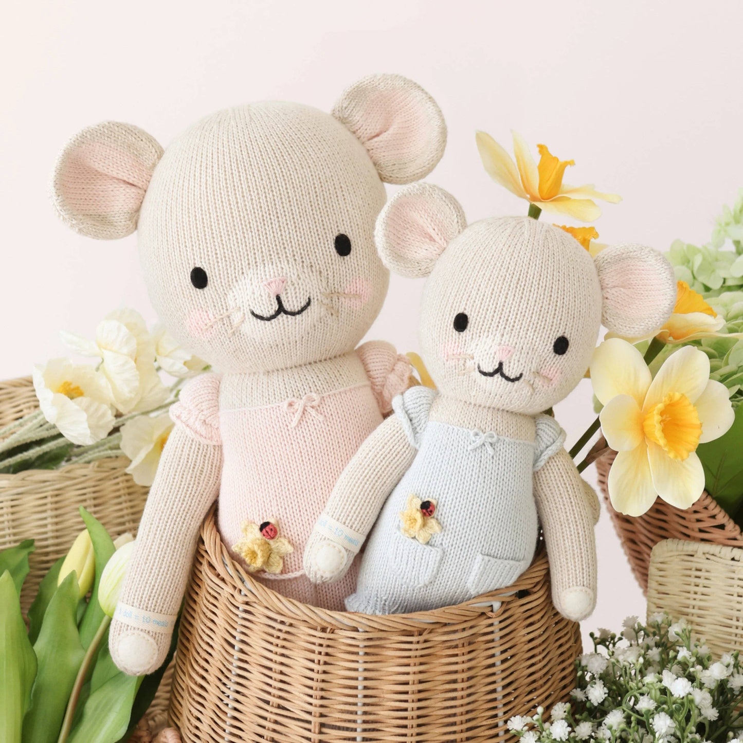 Beatrice the mouse (periwinkle): Little - 13"