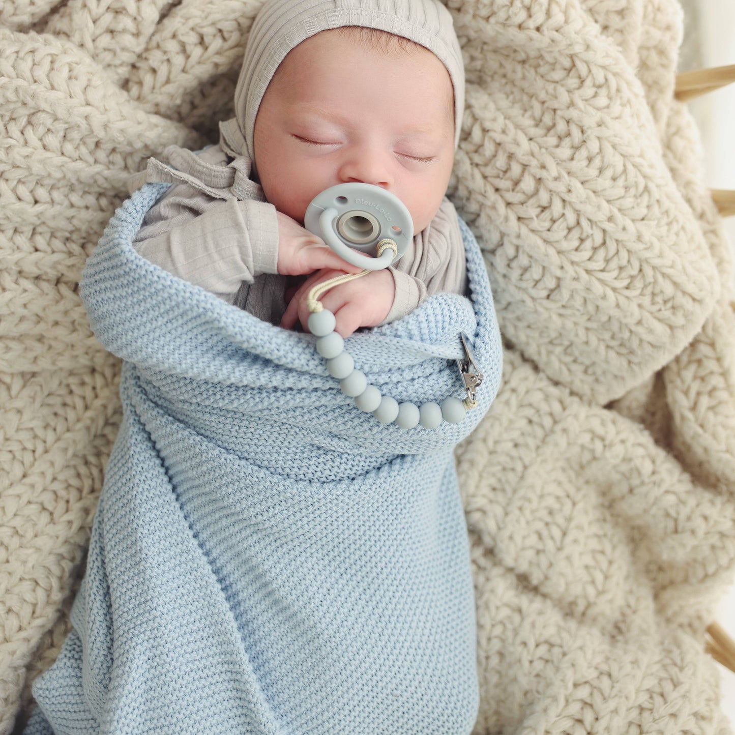 Swaddle Baby Blanket: Lilac