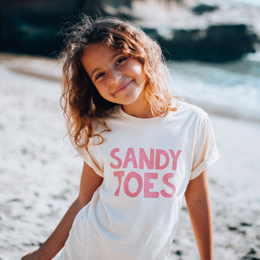 SANDY TOES | oversized tee