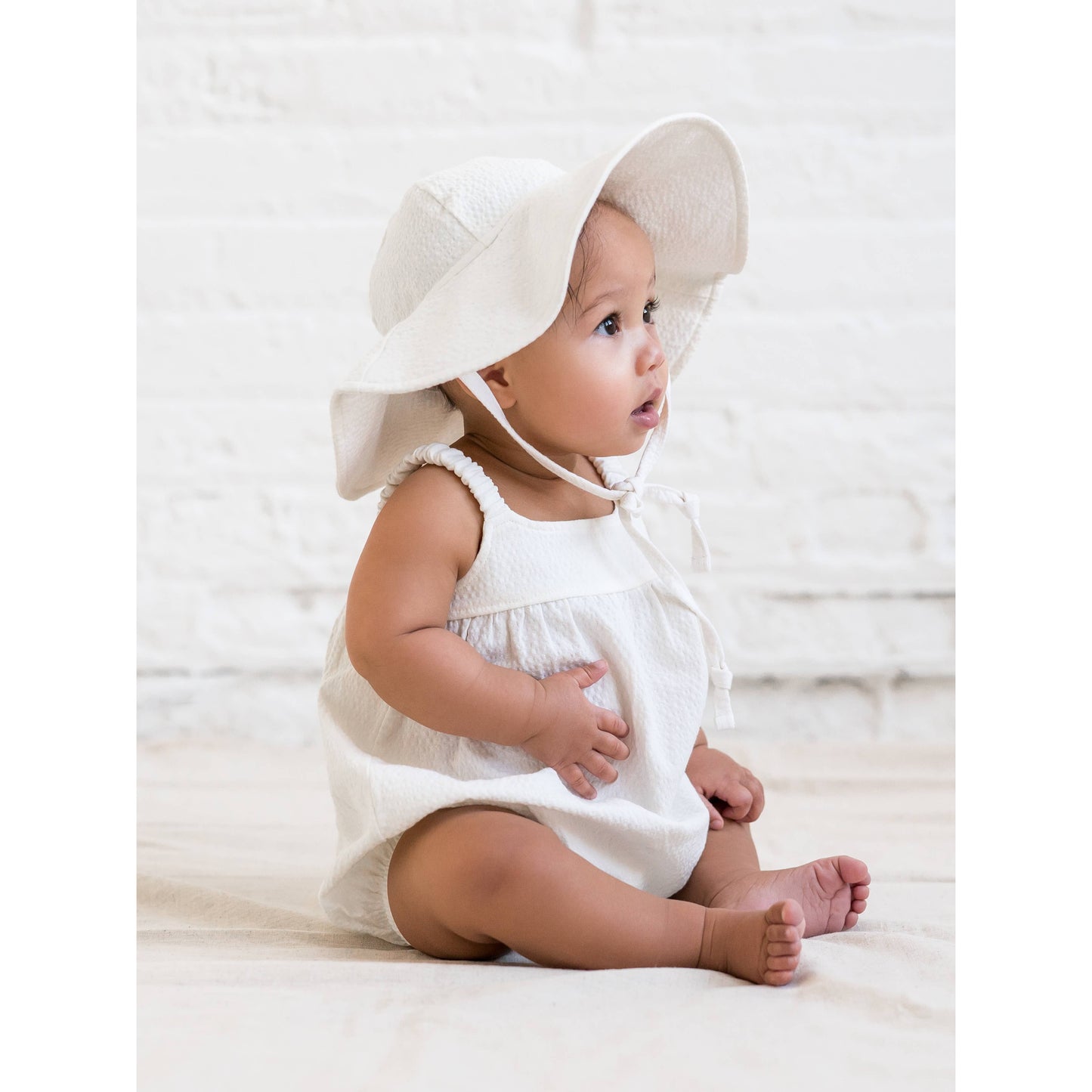 Caspia Seersucker Bubble Romper - Coconut