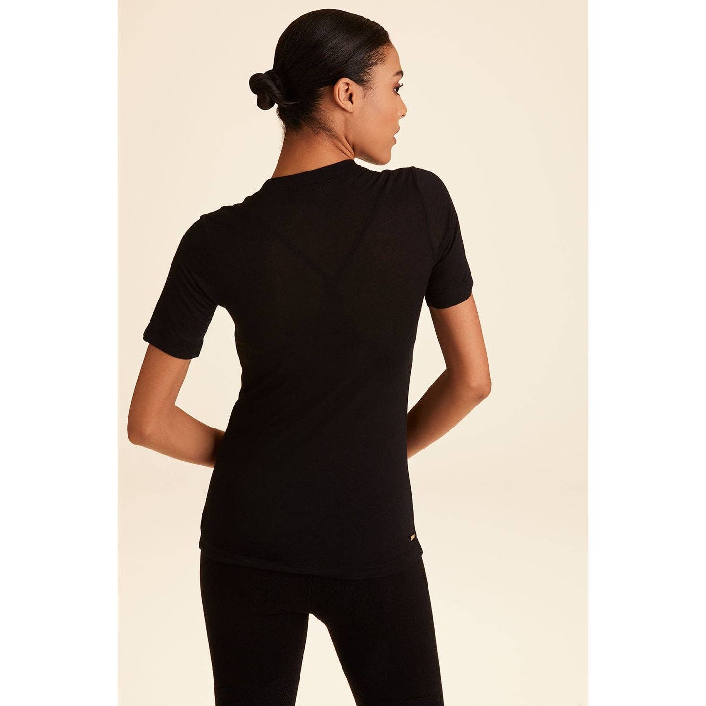 Washable Cashmere Tee: Black