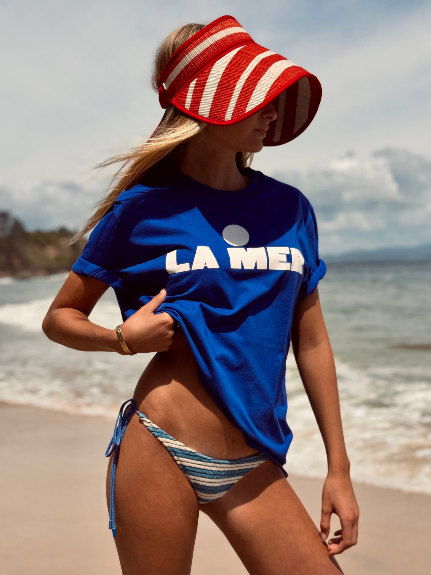 La Mer (White on Blue) T-Shirt