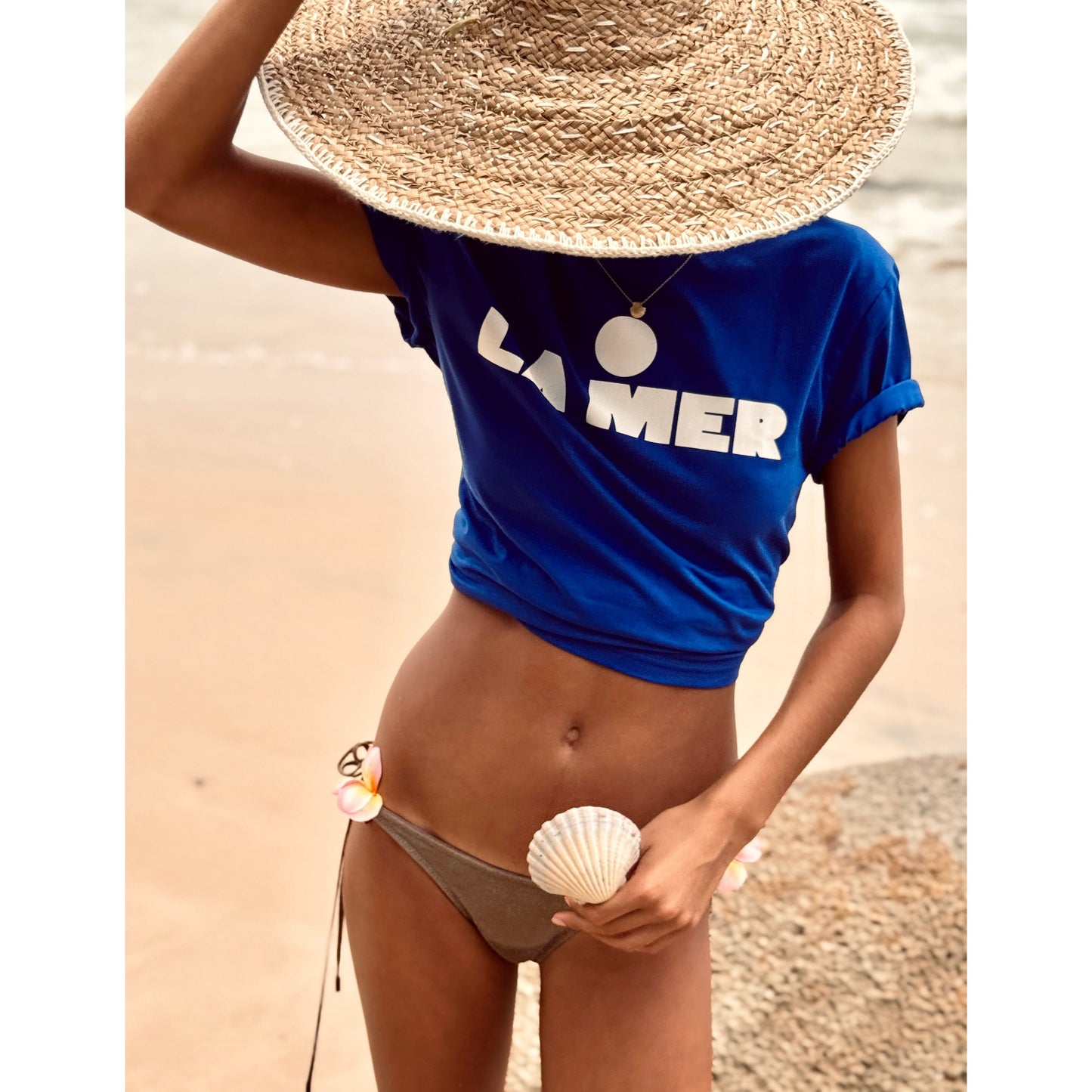 La Mer (White on Blue) T-Shirt