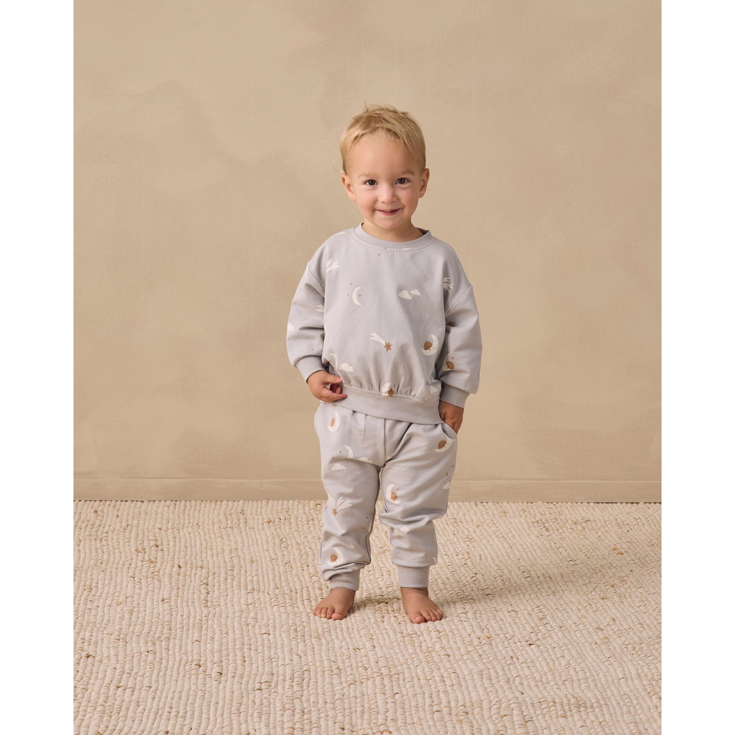 Relaxed Sweatshirt II Sky Friends