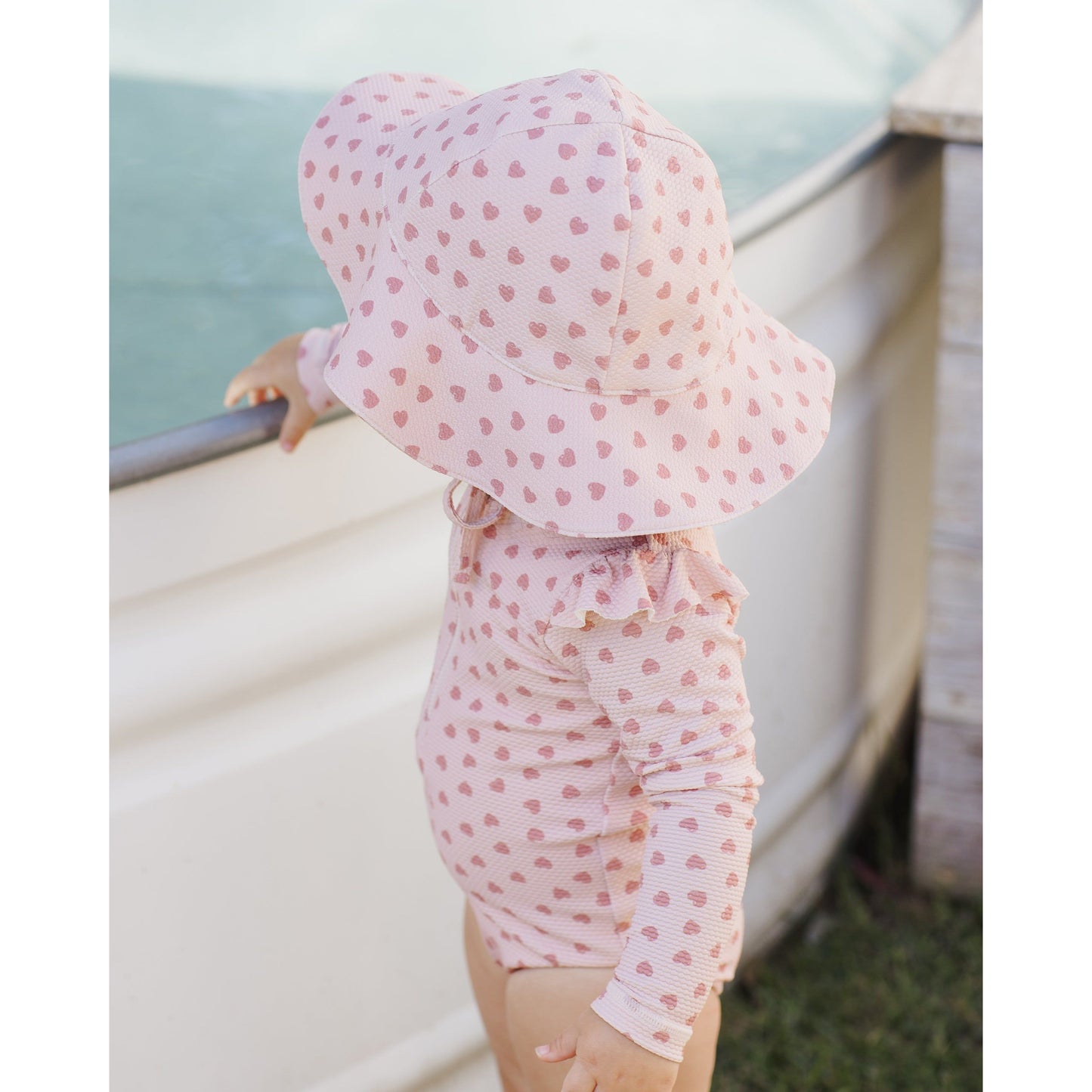 sun hat || hearts