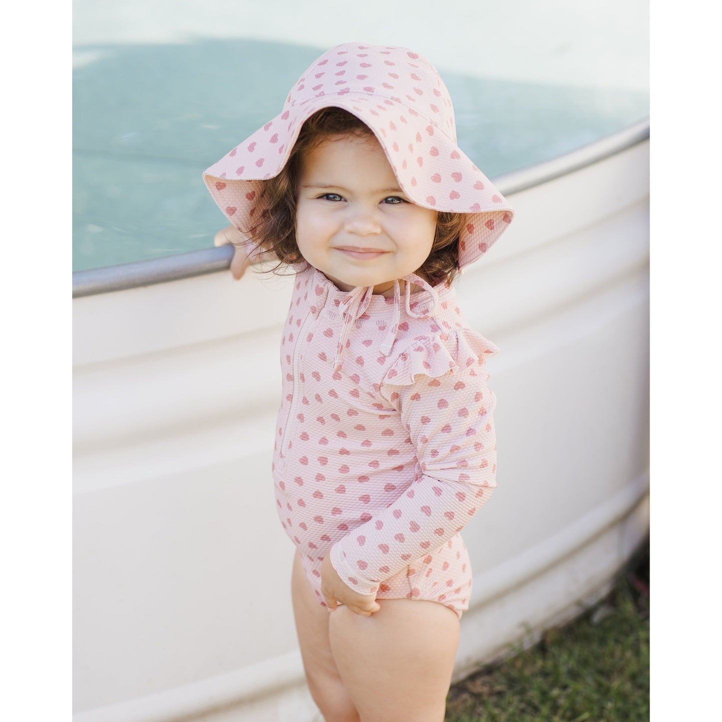 sun hat || hearts