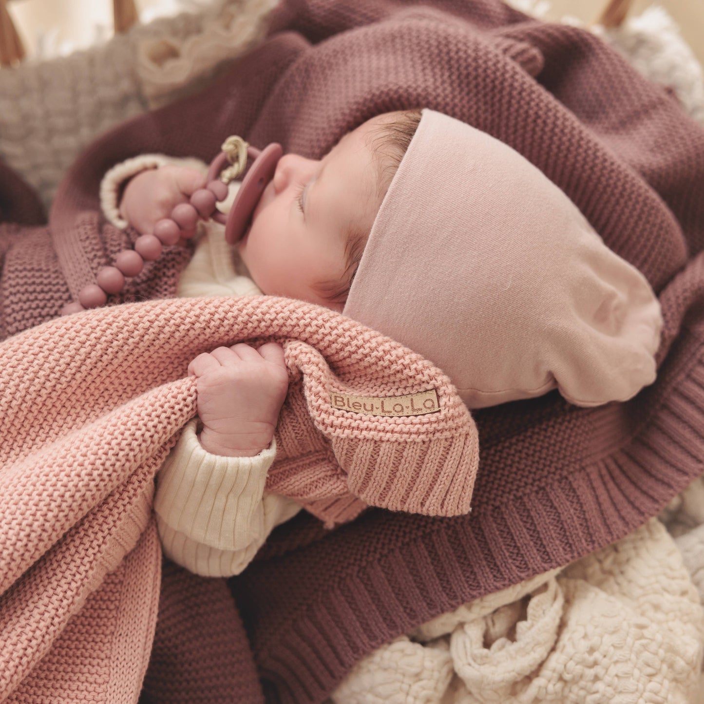 Swaddle Baby Blanket: Lilac
