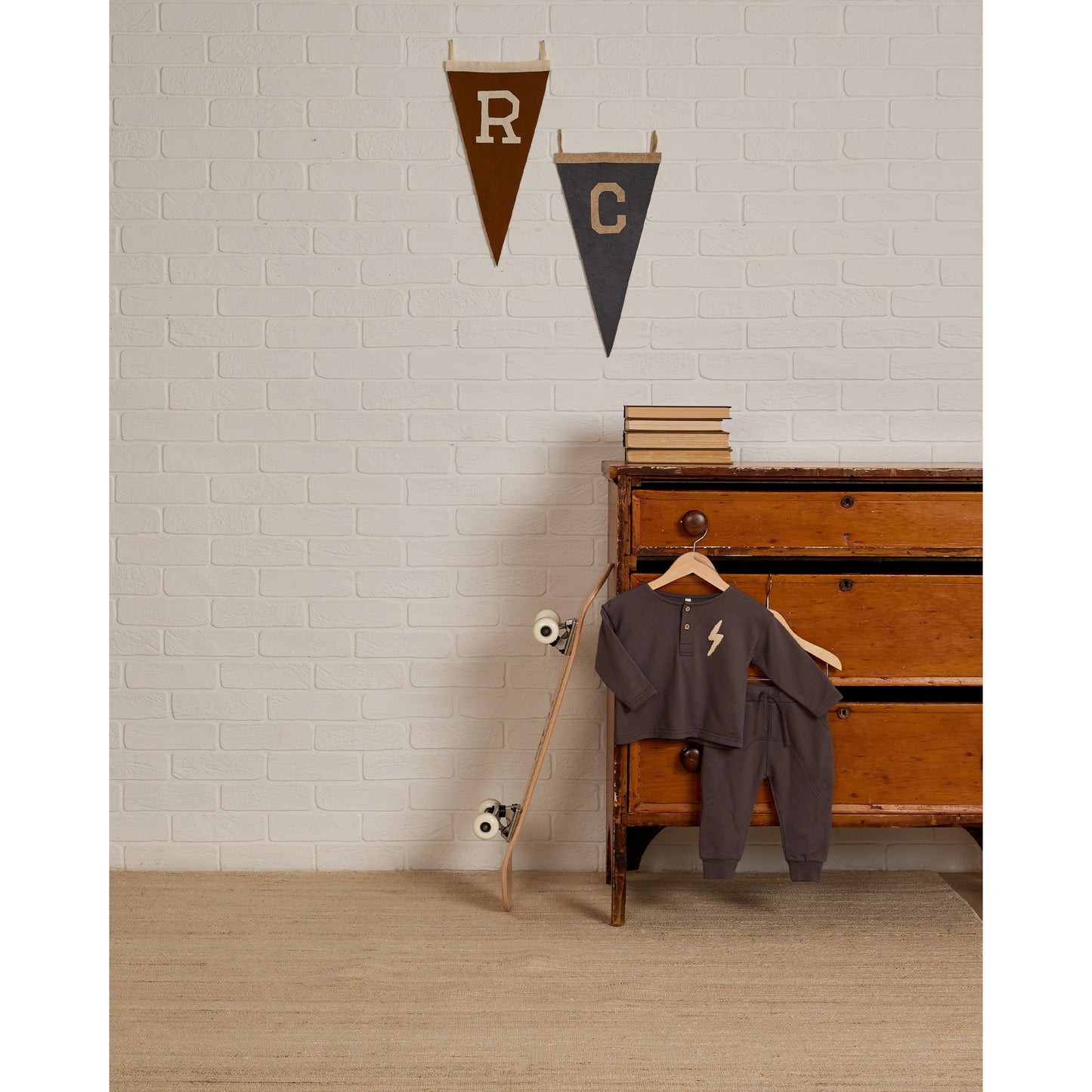 Henley Sweatshirt || Bolt