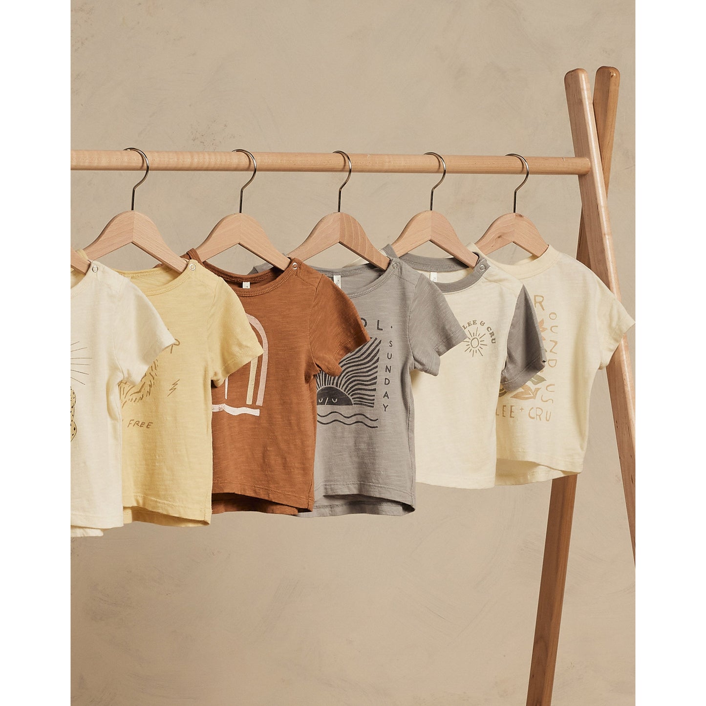 Basic Tee || El Sol