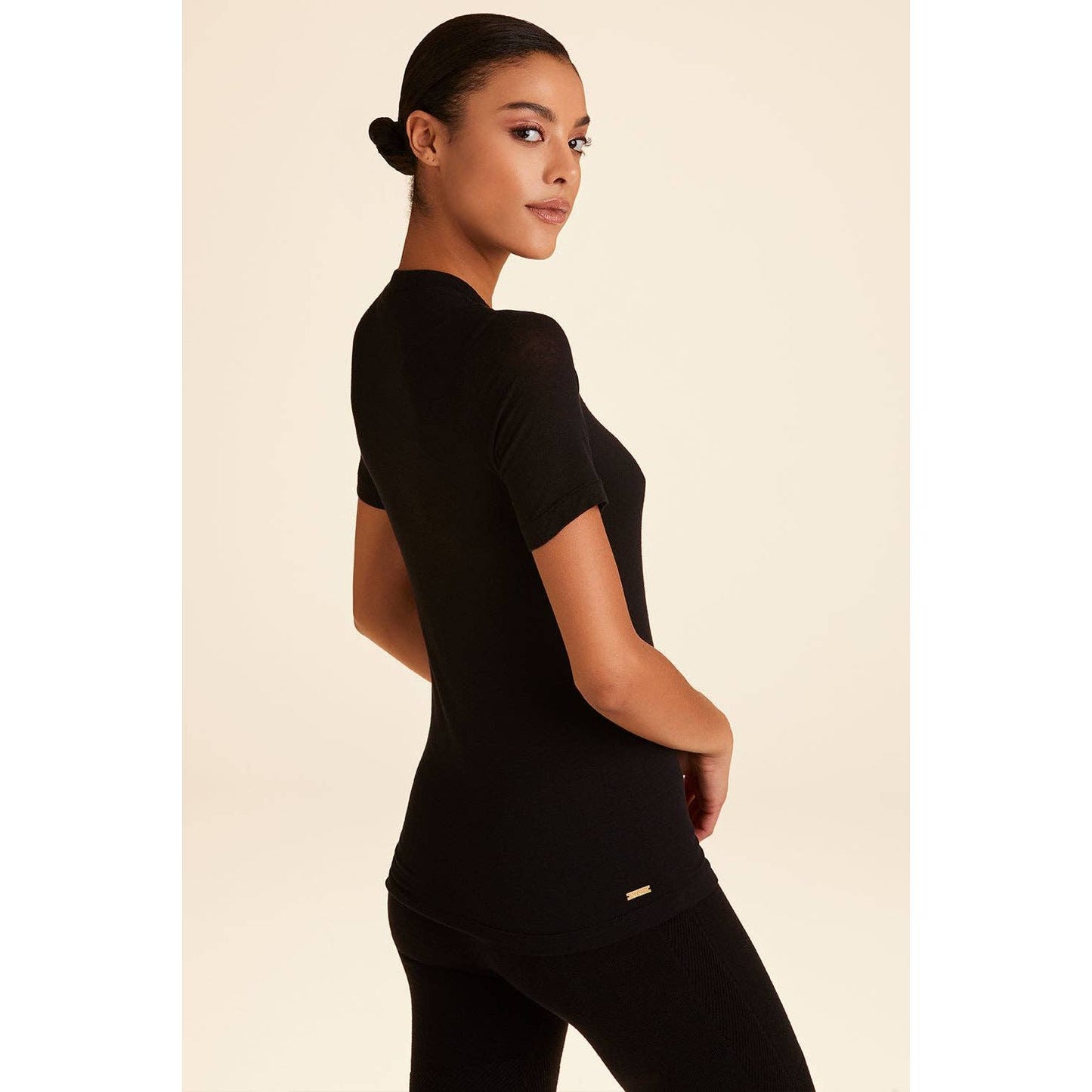 Washable Cashmere Tee: Black