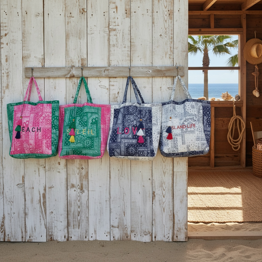 Saline Beach Tote Patchwork Bandana Navy White "Love": Cerise ikat