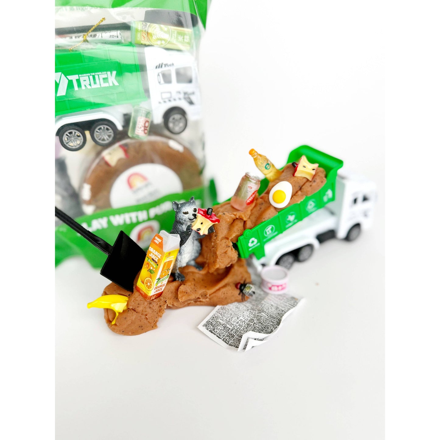 Garbage (Root Beer) KidDough Play Kit