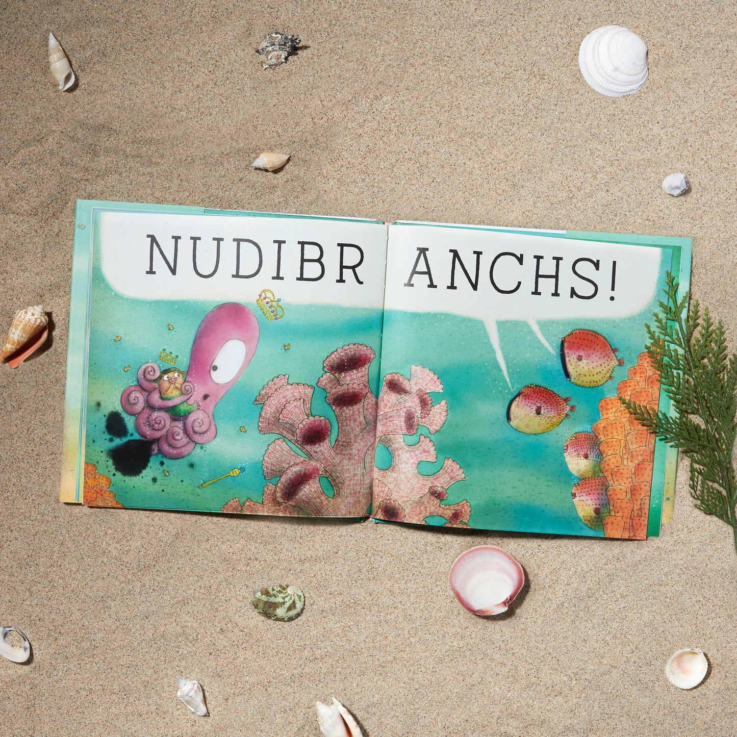 Chronicle Books - Mabel