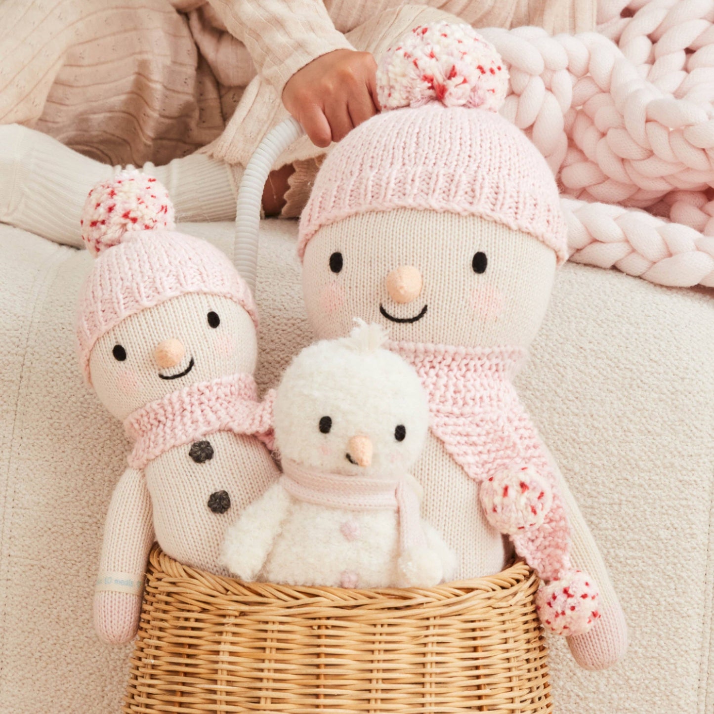 cuddle+kind - Holly the snowman: Little - 13"