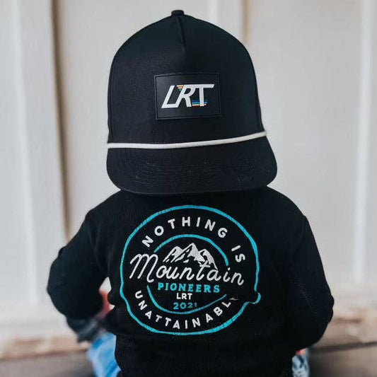 Kids Waterproof Snapback: Black/White