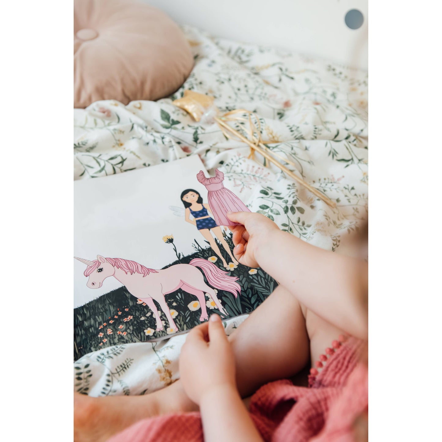 My Sticker Storybook: Fairies and Unicorns