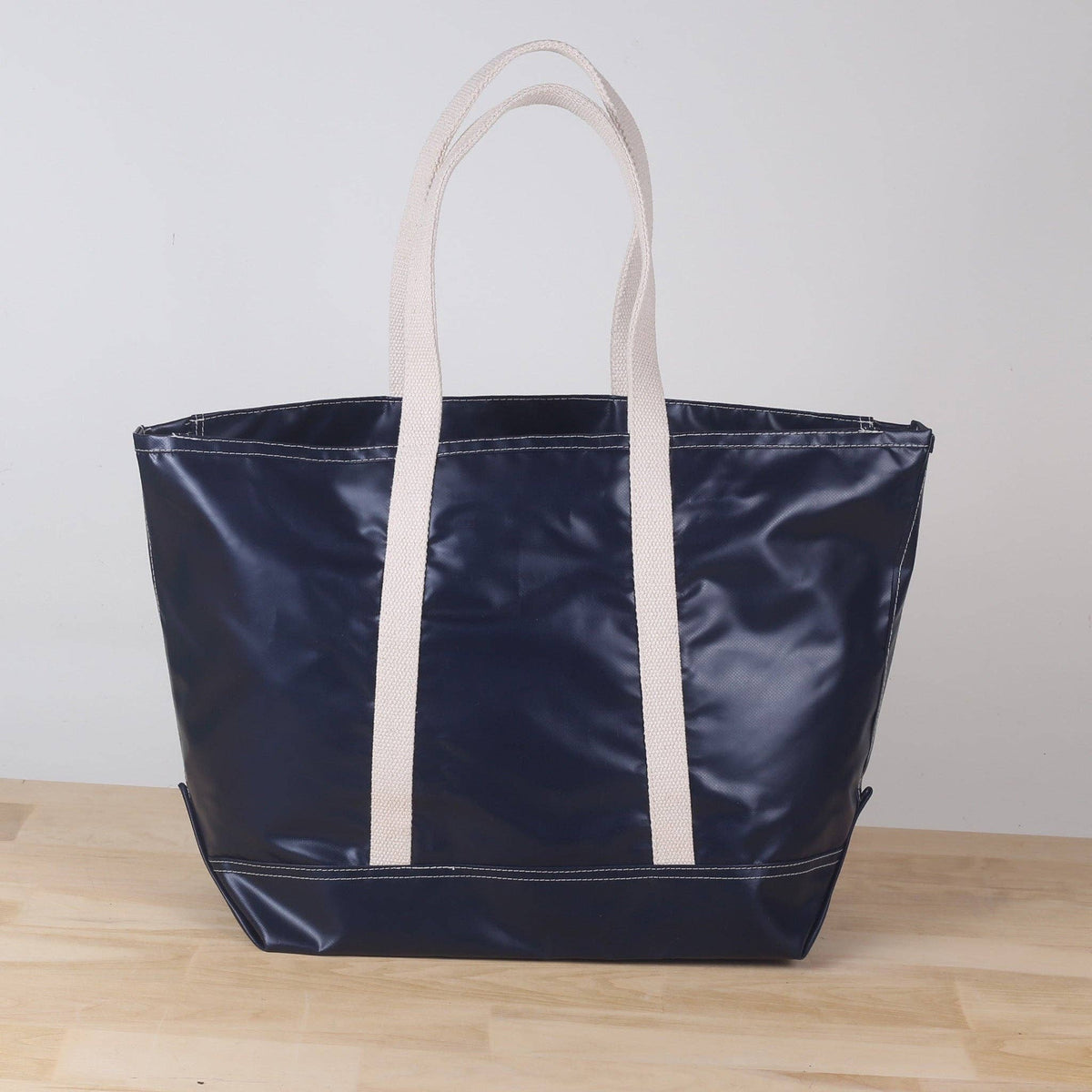 Big Sur Splash Tote: Navy