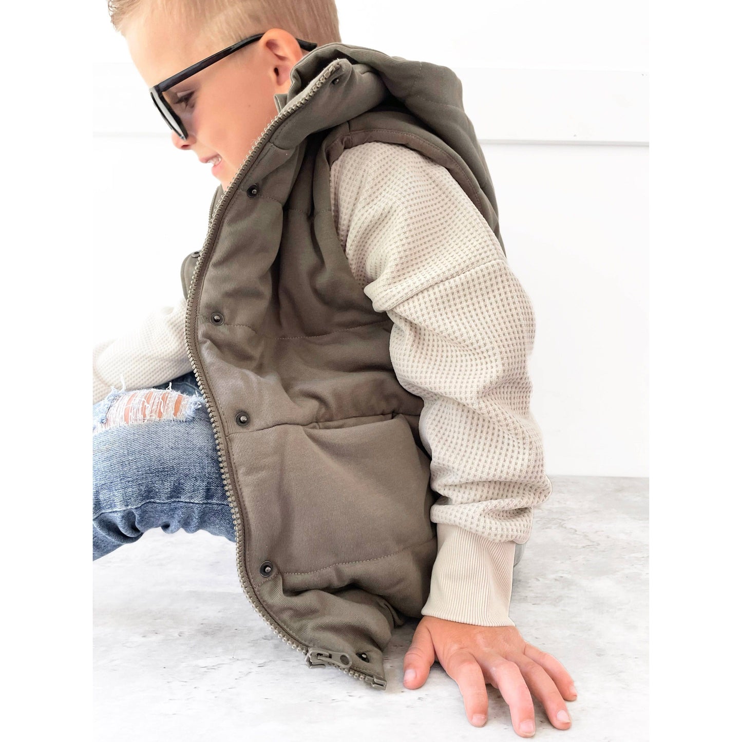 Hooded Puffer Vest - Army Green