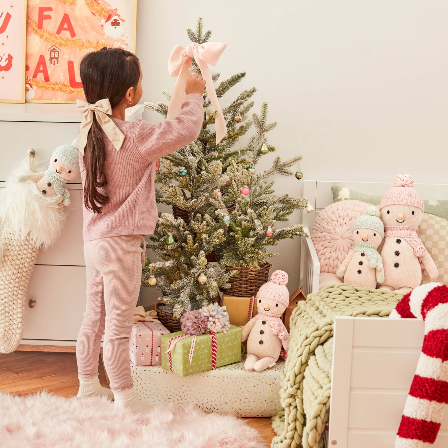 cuddle+kind - Holly the snowman: Little - 13"