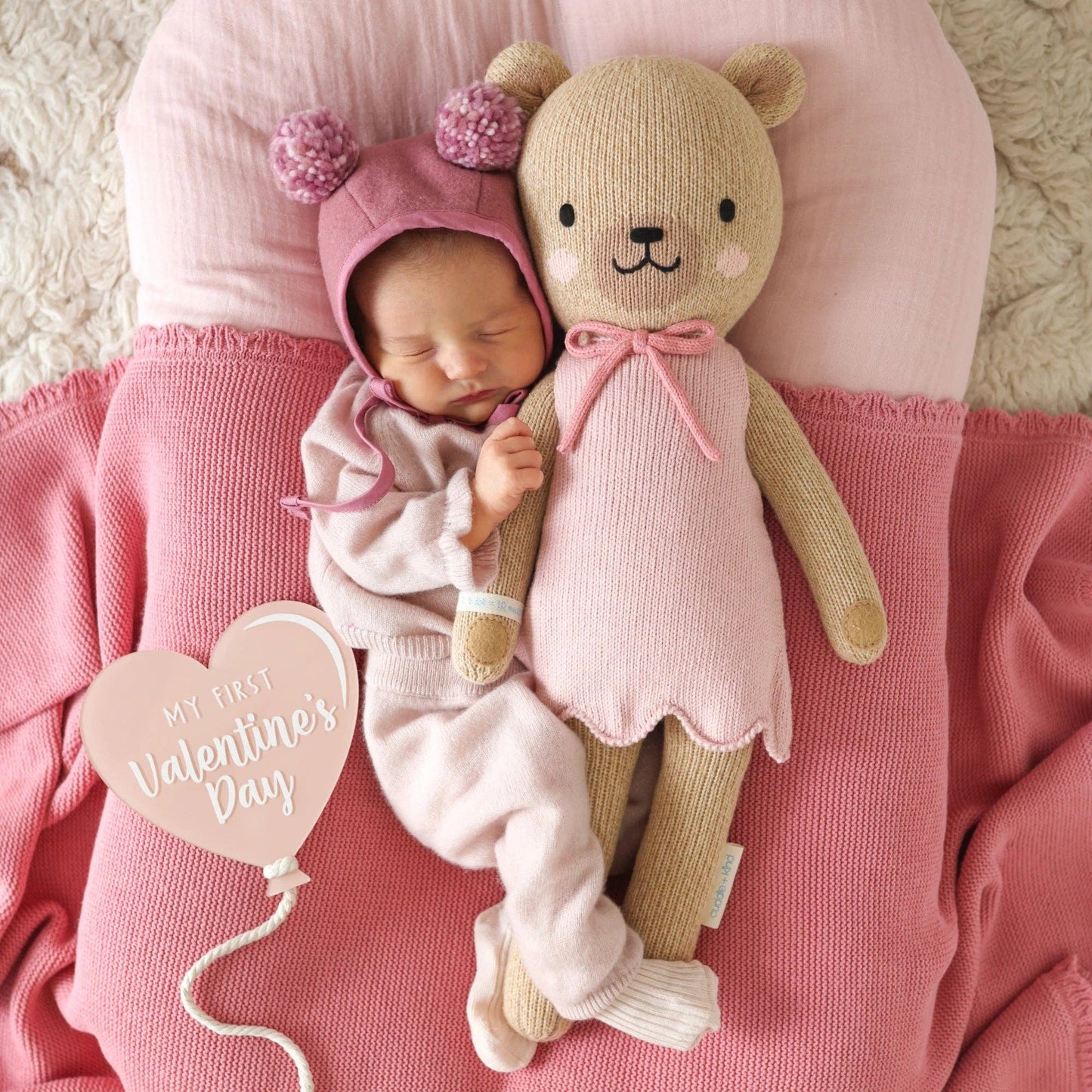 Bella the honey bear: Little - 13"