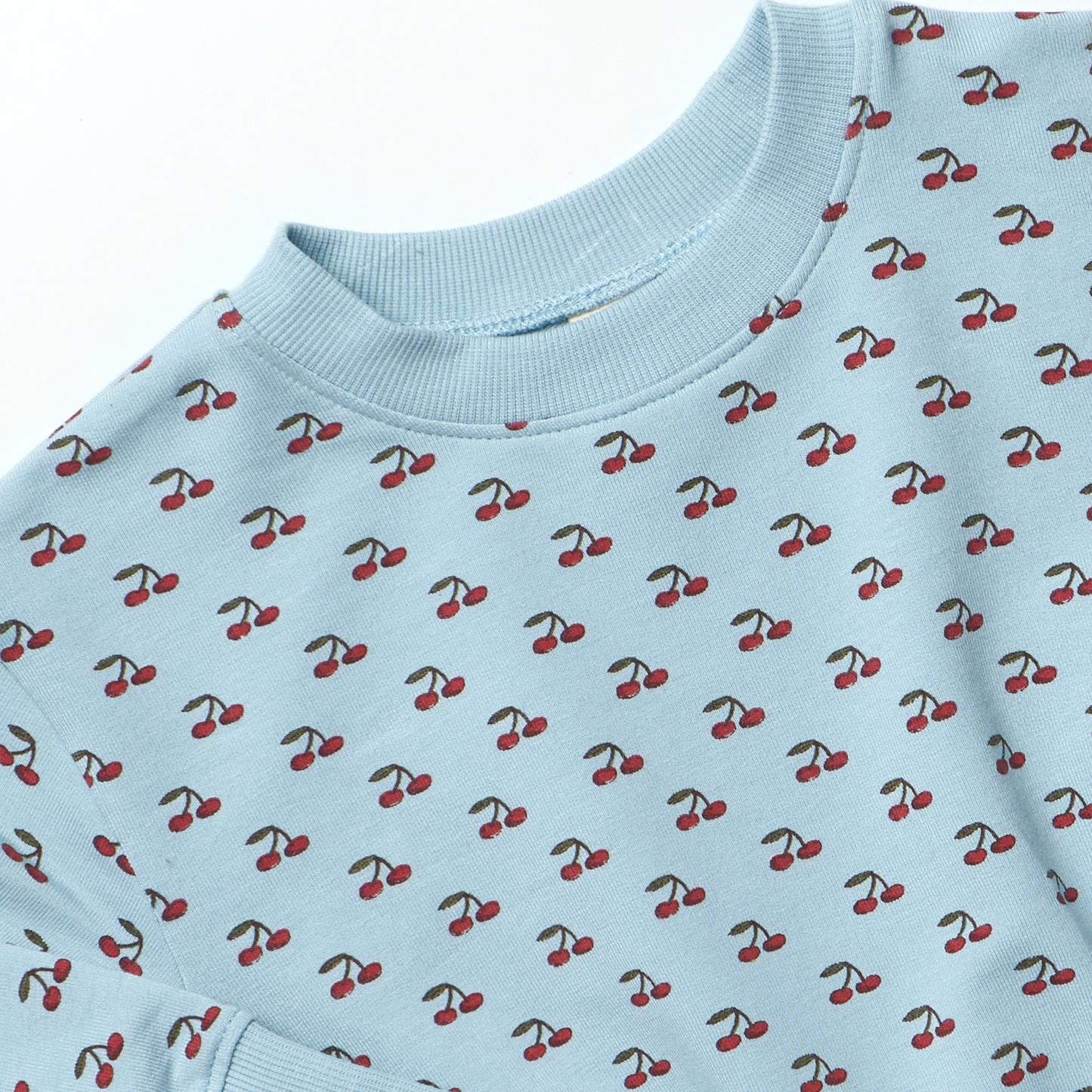 Play Sweatshirt - Cherries