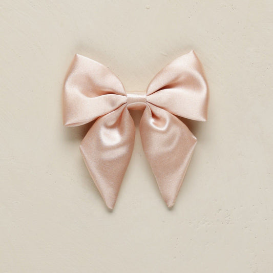 Norah Bow || Blush