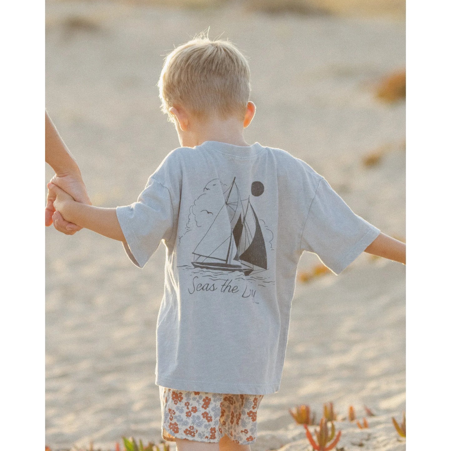 Relaxed Tee || Seas The Day