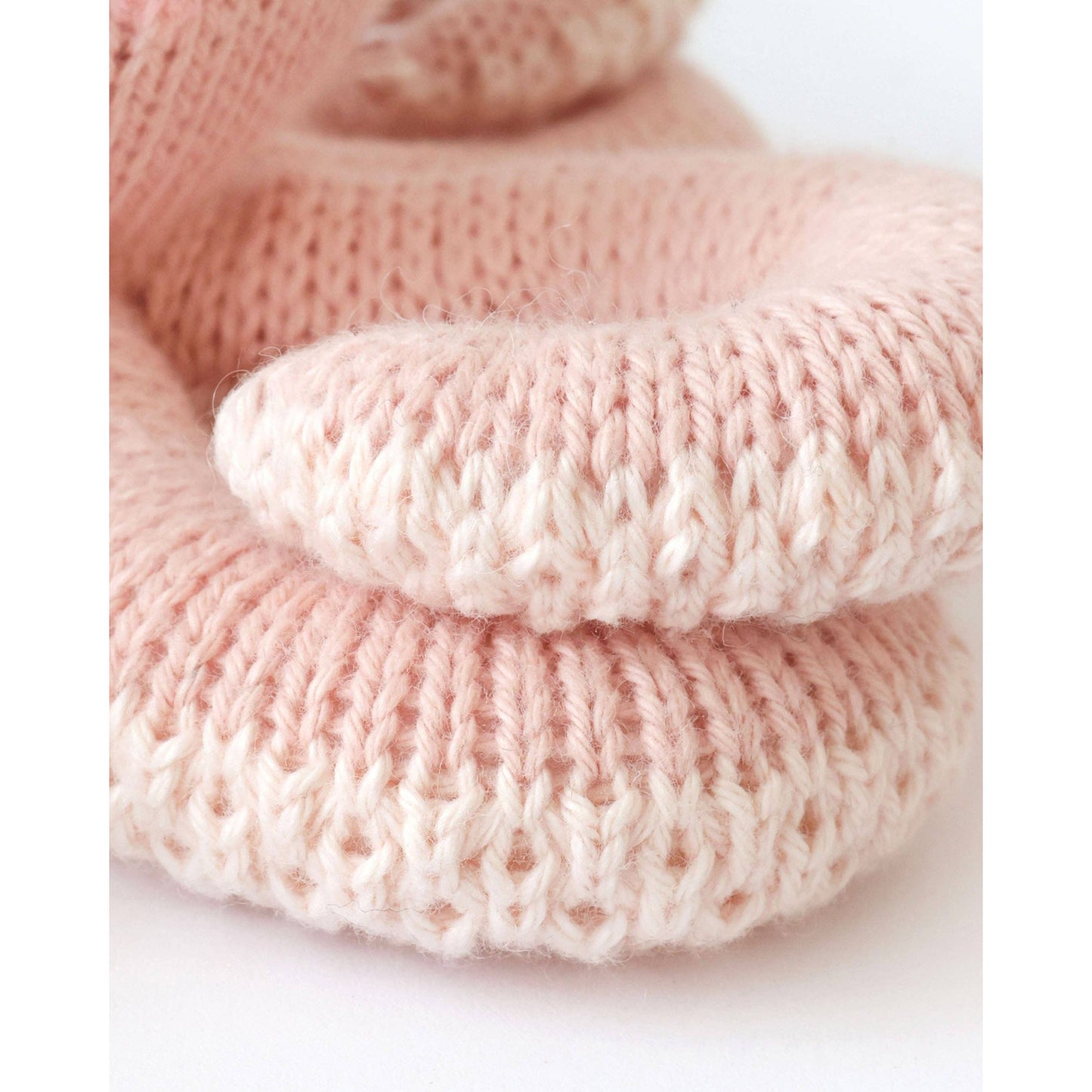 Baby octopus (soft coral pink)