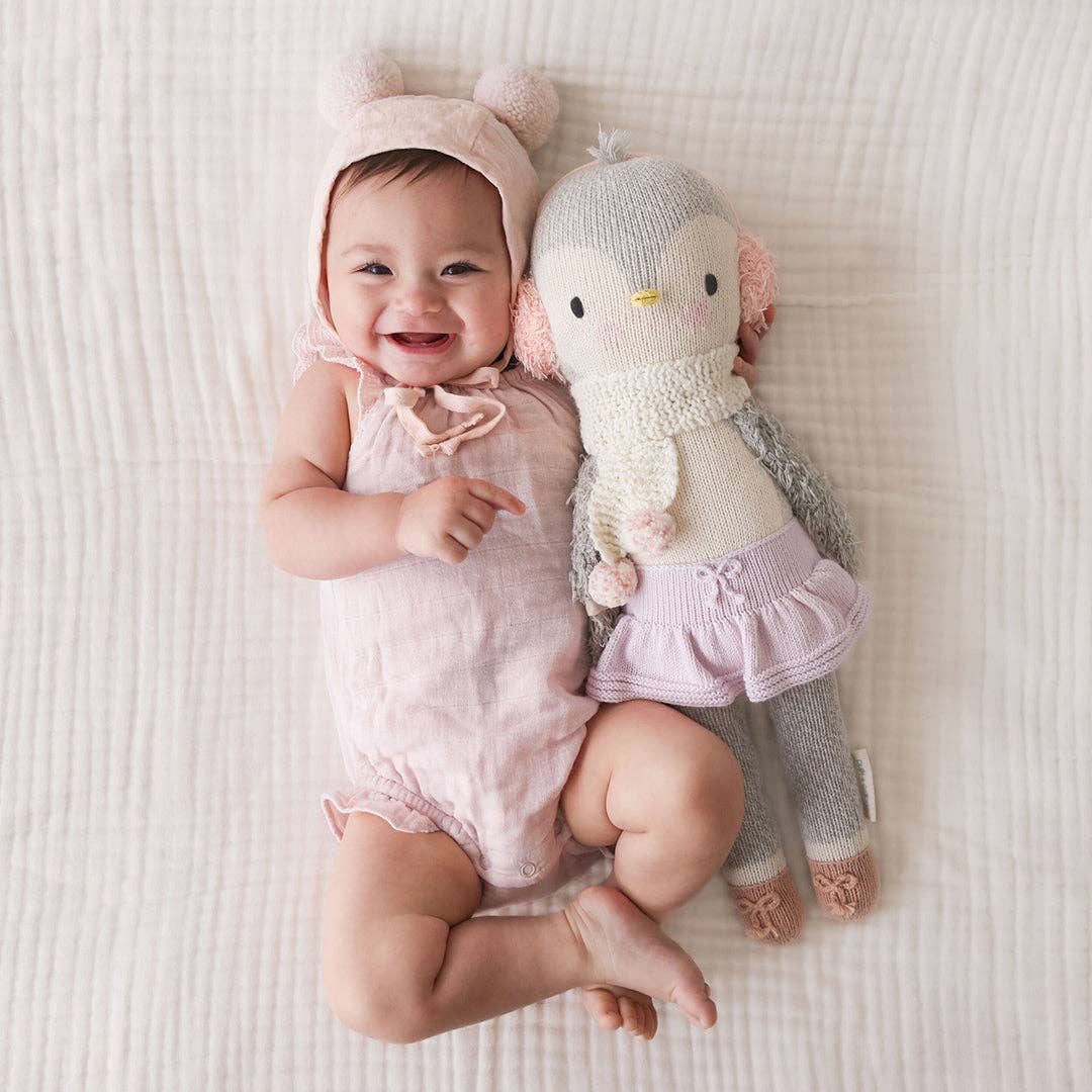 cuddle+kind - Skylar the penguin: Little - 13"