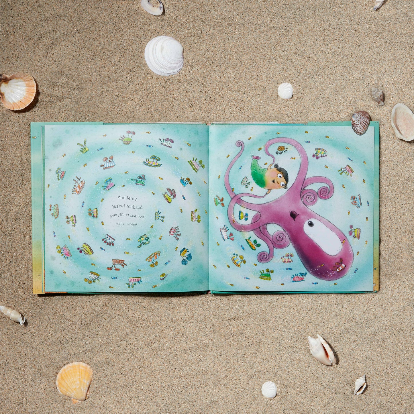 Chronicle Books - Mabel