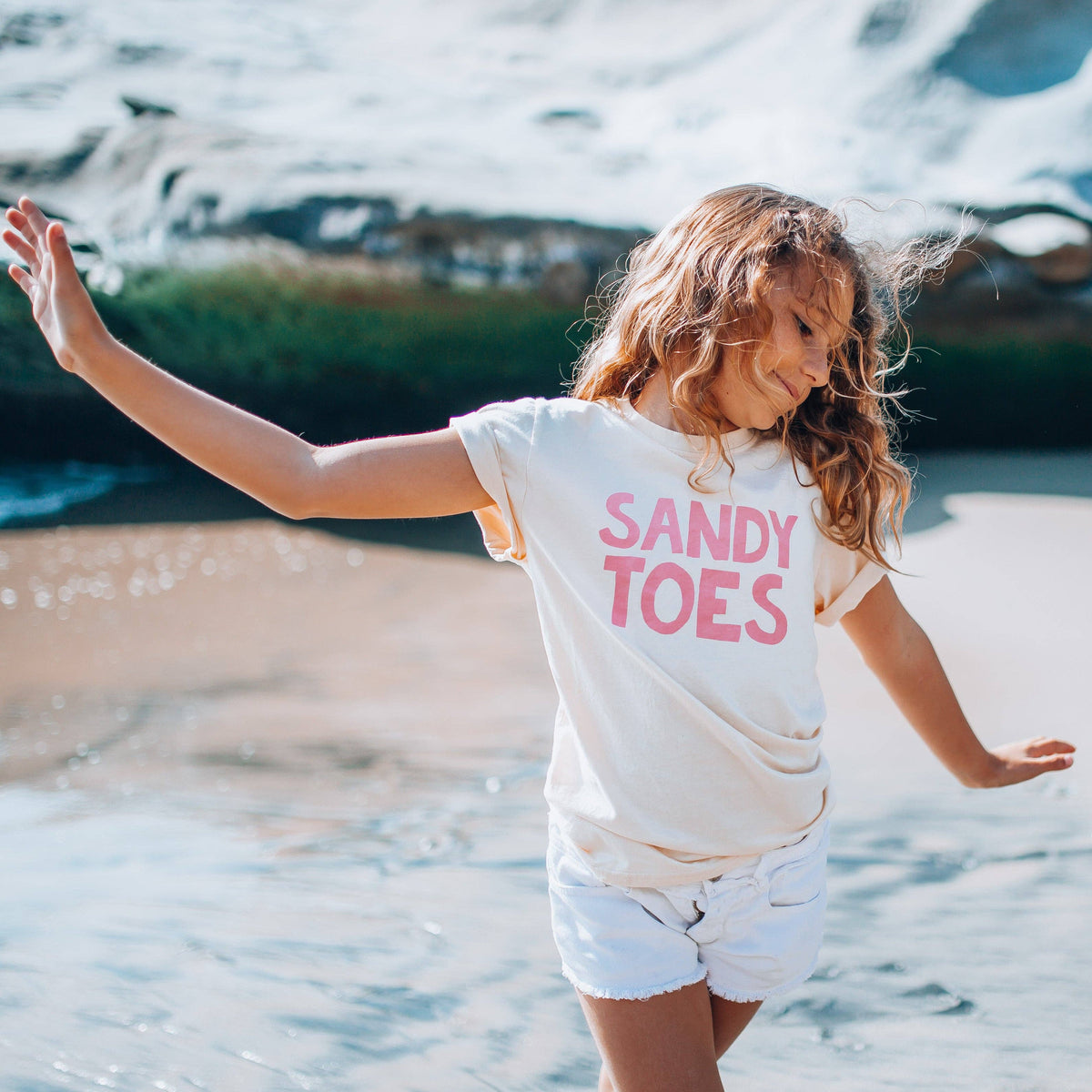 SANDY TOES | oversized tee