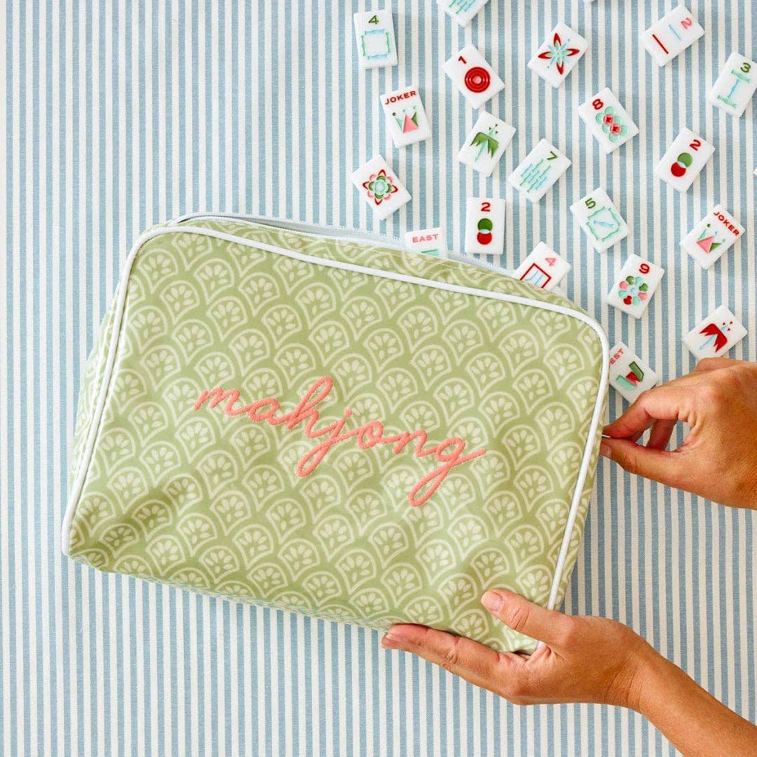 PVC Mahjong Bag Cosmetic Bag, Travel Toiletries Storage Bag: Scallop / L