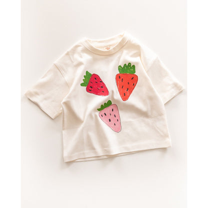 strawberries tee - Pigeon said please